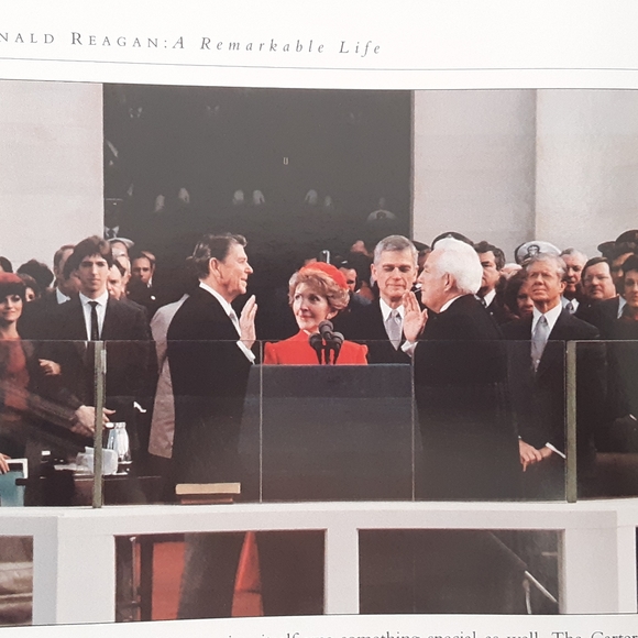 Book. Ronald Reagan 1995 - Picture 3 of 3